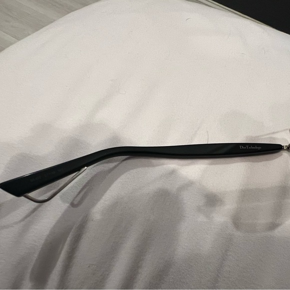 New NWOT Silver Dior Technologic Reflective Mirrored Sunglasses - Picture 5 of 6